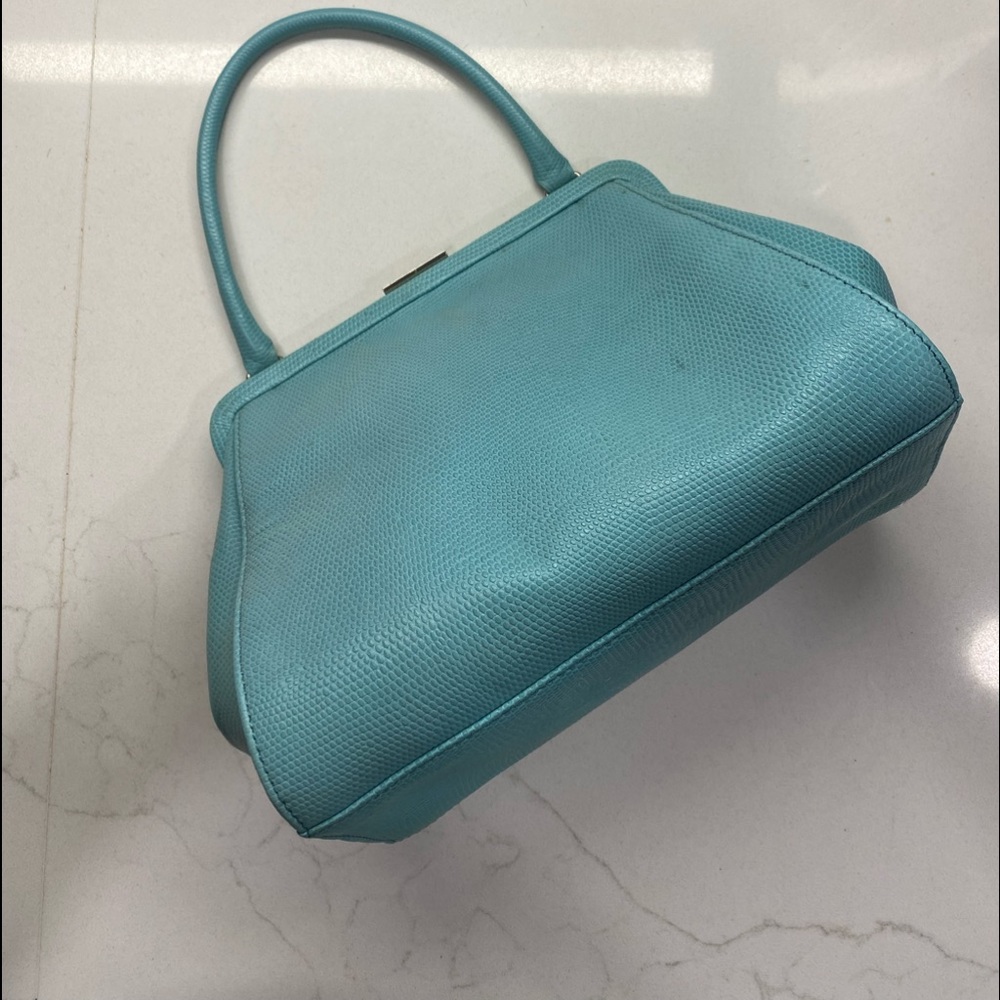 Vintage Banana Republic leather handbag